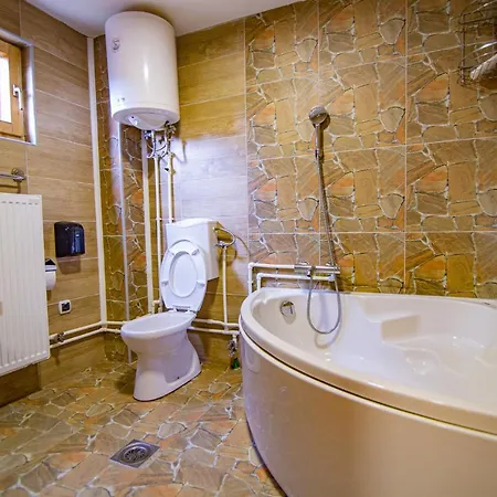 Brvnara Mir Chalé *