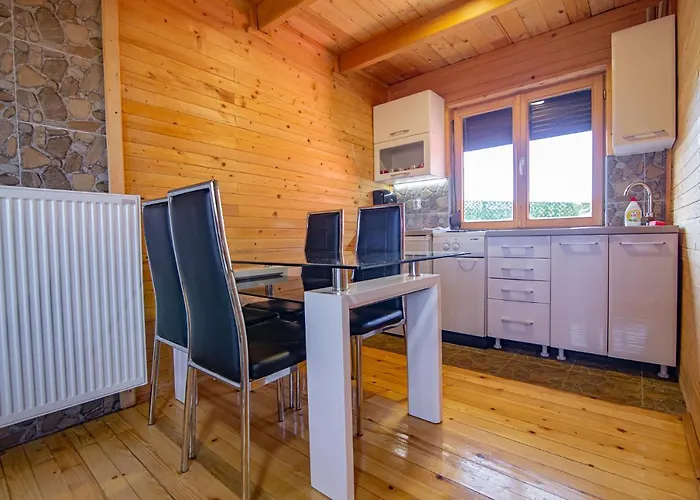 Dağ evi Brvnara Mir *